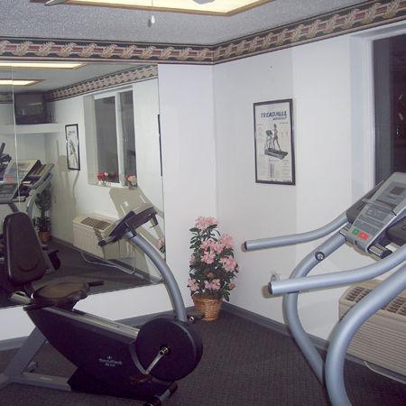 Spencer Inn & Suites Facilities photo