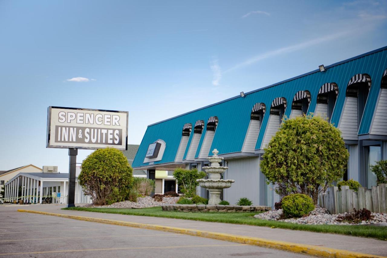 Spencer Inn & Suites Exterior photo