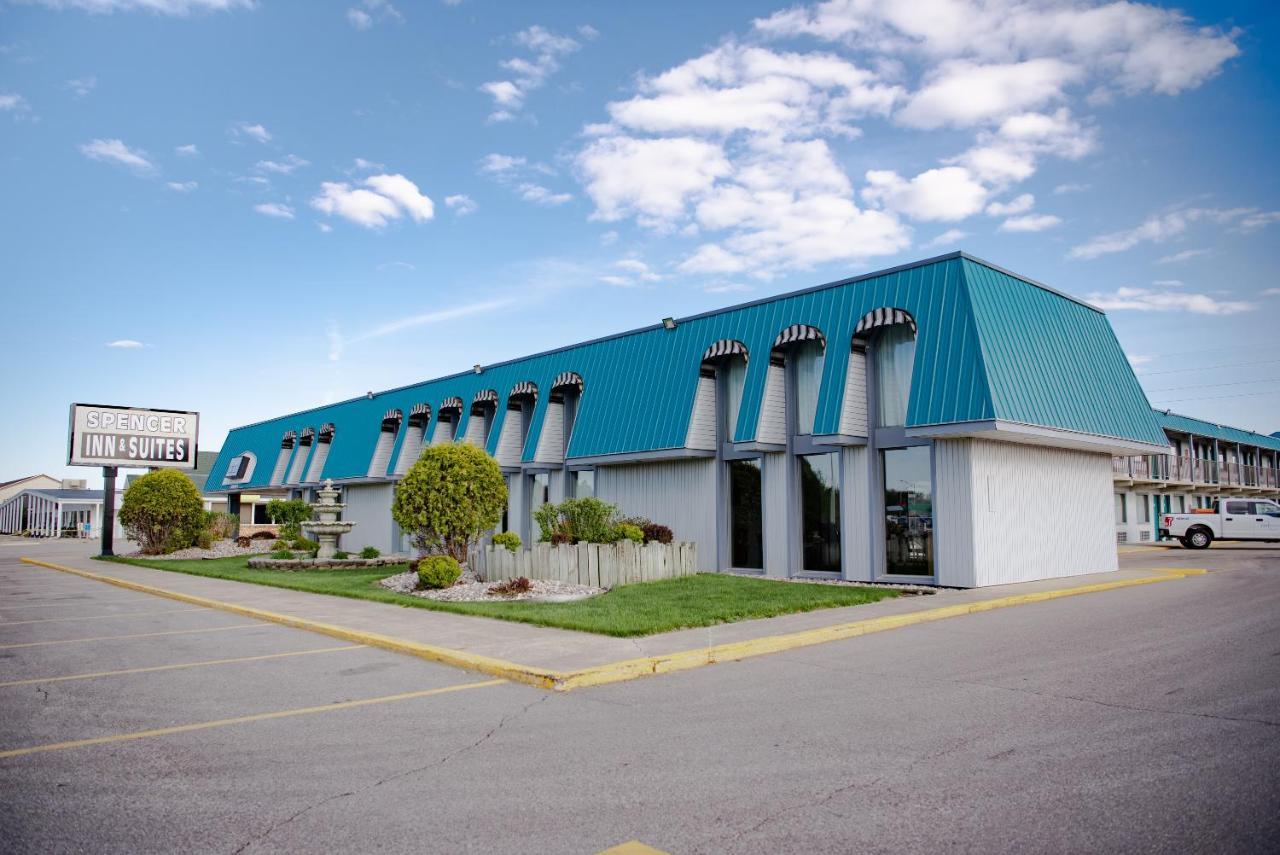 Spencer Inn & Suites Exterior photo